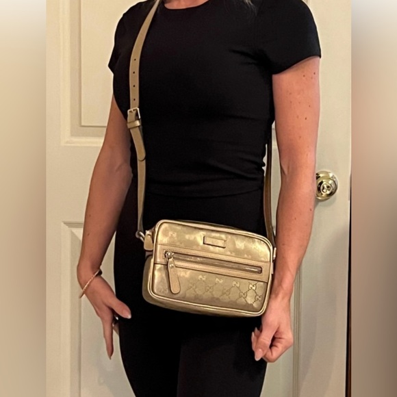 Gucci Gold Crossbody Bag - Picture 2 of 3